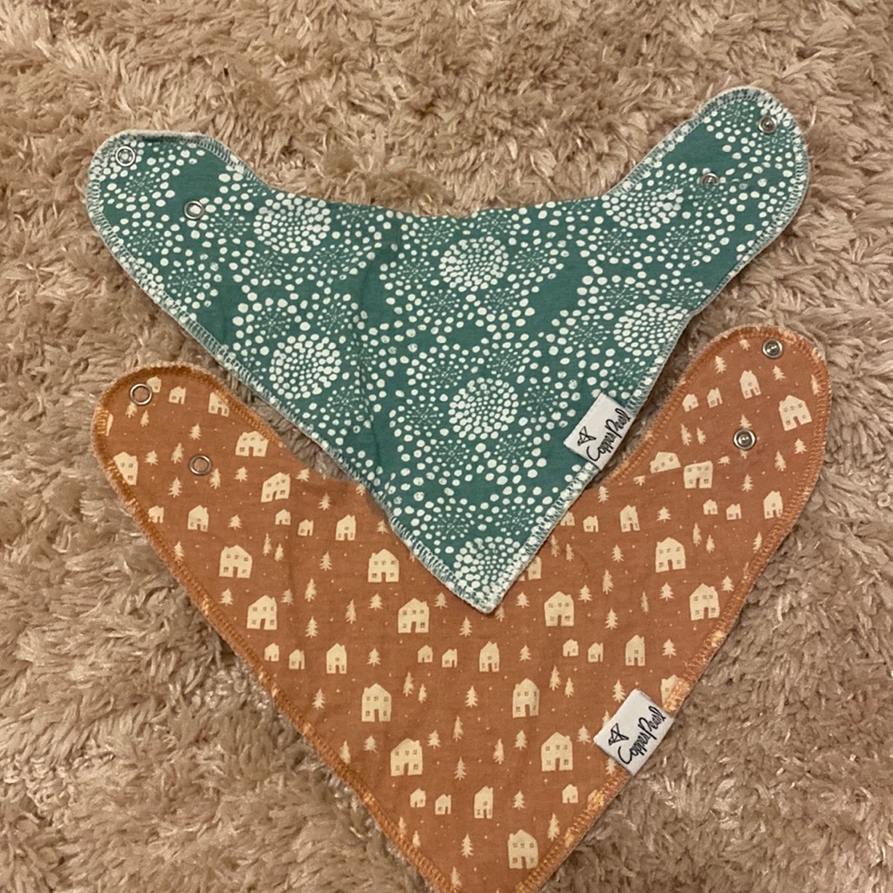 Copper pearl bibs